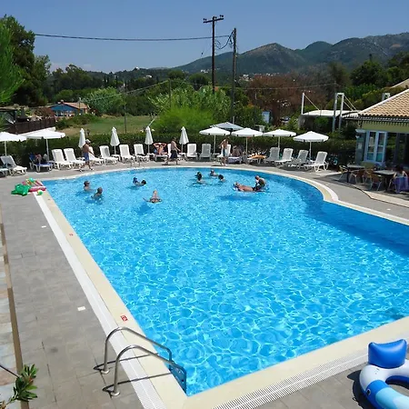 Matoula Aparthotel 3*